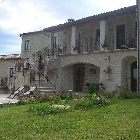 Agriturismo Borgo San Martino Abbateggio Ngoại thất bức ảnh